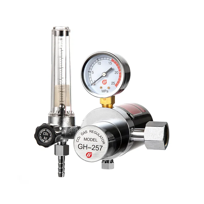 Регулятор с подогревателем для CO2 GH-257 (1)